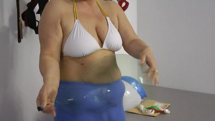 Playing with balloons by user wish