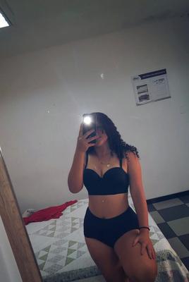 LIANCY Free Photos - 5 Pics