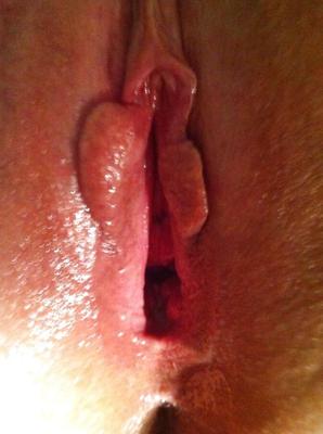 Chouchoute propre le trou la chatte