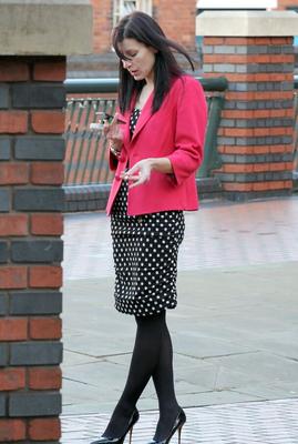 Street Pantyhose - UK Trash in Pantyhose and Tights