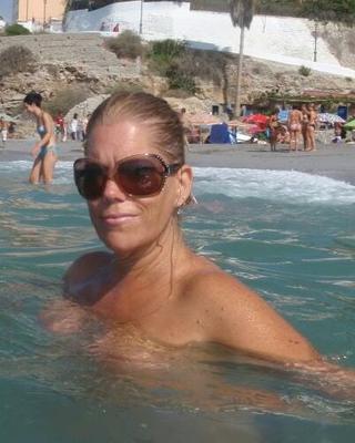 Busty Montana mature Kim
