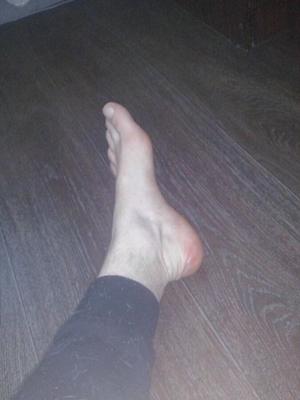 Are you want to lick my feet?