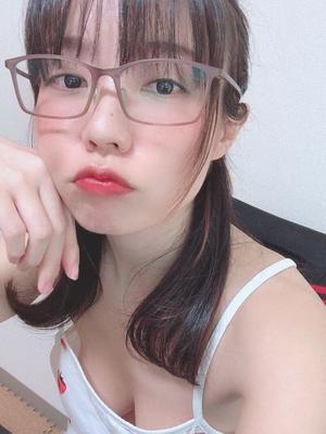 Galeria de modelo amador japonês real Yuzuki Umino