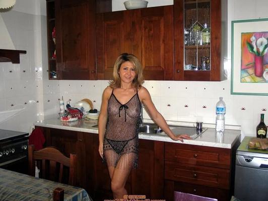 10 Pics Check My MILF Hot soccer Mom