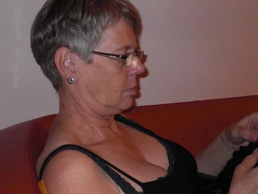 . Mature hubby Alfred exposes his wife