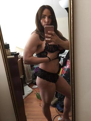 Sexy muscle bitch tabbyanne teasing