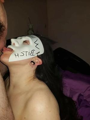 Chubby MILF Amy Leaf- Anonymus whore