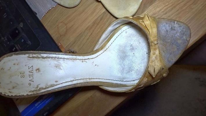 my favorite dirty cum mulesof my wife,her home slippermules