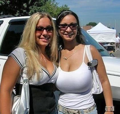 Groupes de gros seins