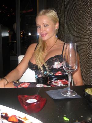 Blond cheating wife exposed