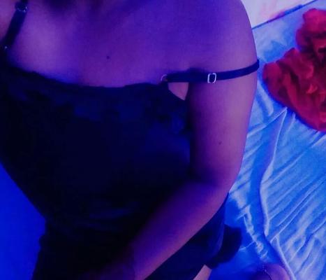Hot sexy desi girl In India