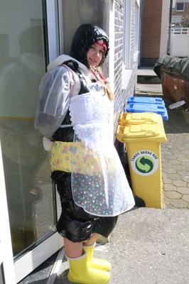 german rubberwhore moroma pigleta