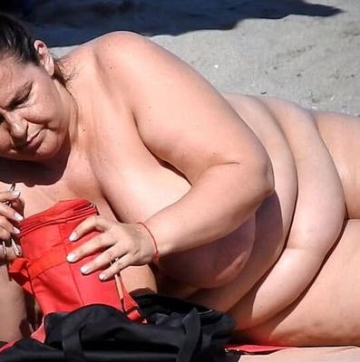 BBW nudists