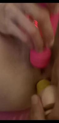 Nitsa pussy &amp; asshole dildo fuck