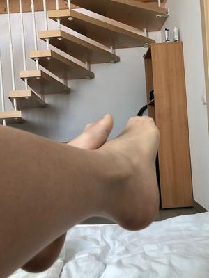 Nylonfeet III