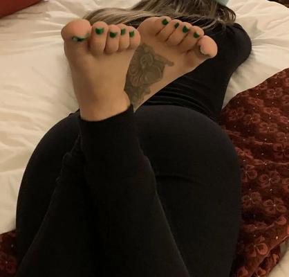 TNT Footwife Painted Toes 2