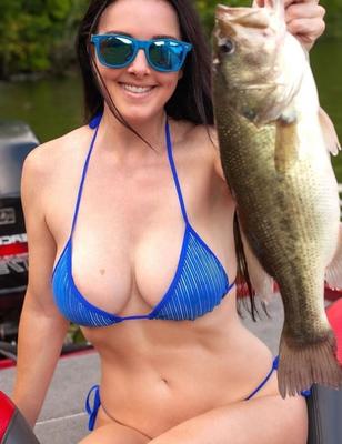 Nothing sexier than a girl who fishes.