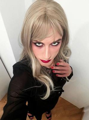Blonde Rocker Chic Fashion