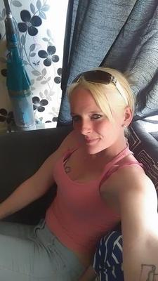 Hot Blonde Hazel