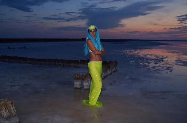 20 Pics Elton's Night on salty pier