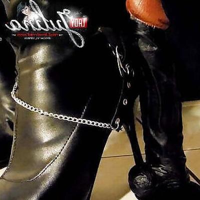 Lady Julina... (dominant und ohne Umschweife)