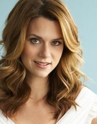 hilarie burton