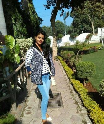 Unknown Desi Girl - Private Leaked Pics