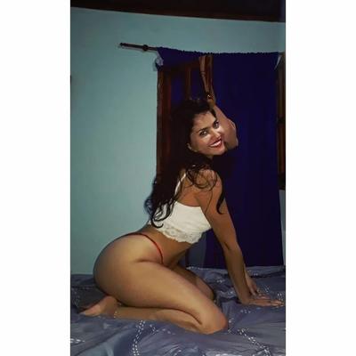 On Instagram- graciie_itati