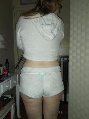 Damn look at that booty!
