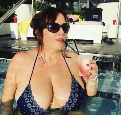 MILF en Bikini