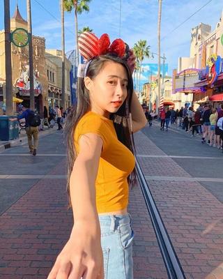 EXPOSE THIS LITTLE SLUT