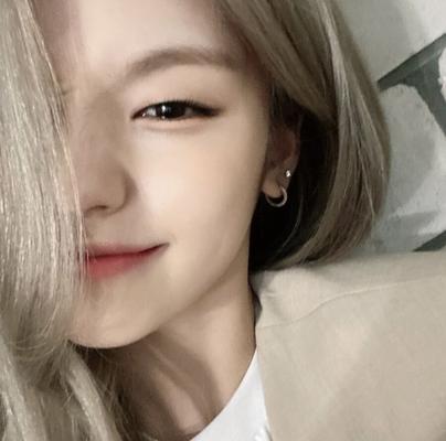 Hwang Yeji - ITZY
