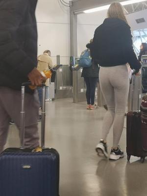 Tall Girl in Leggings