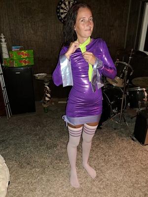 Daphne Blake costume