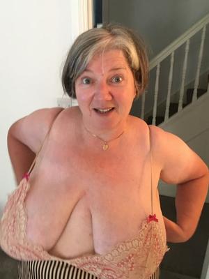 Chris44g Neue Dessous
