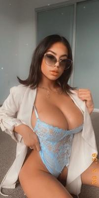 Hot Babe (Ass)