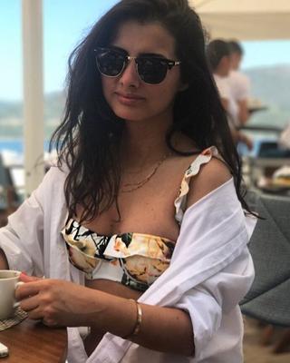 Sexy Turkish idil