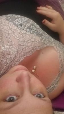 Roundup sexy MILF, Mutter, Füße, Beine, große natürliche Titten