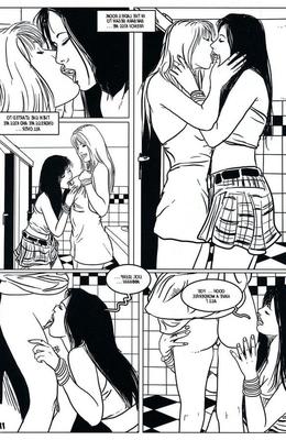 KIM&;S FIRST LESBIAN EXPERIENCE