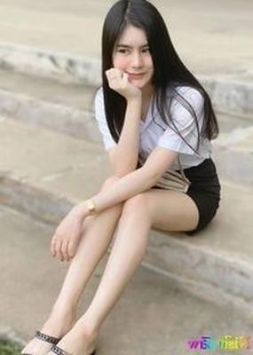 Thai uni girls