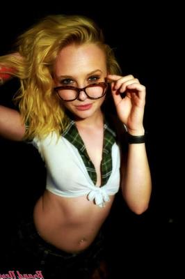 Sexy Bonnie Wolf