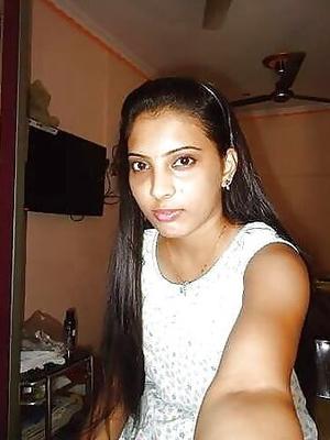 Desi Sexy Housewife