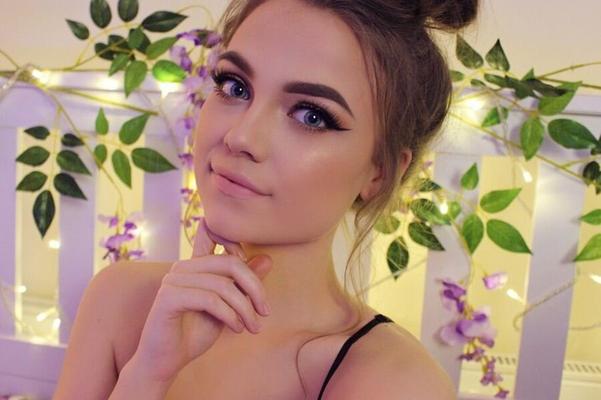 Alex Clark superb young woman