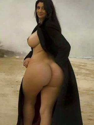sexy aunties