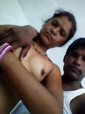 Sexy Bhabhi fucked with neighbour