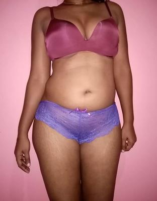 Sri lankan cuckold milf