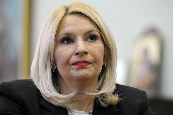 Lepa doktorka Zorana