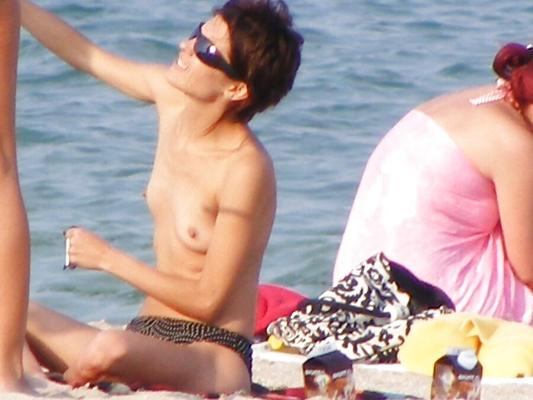 Nudist-holidays in Greece