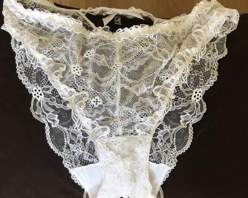 Une amie et ses dessous