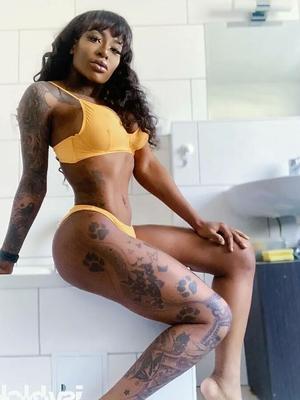Josy Black Free Photos